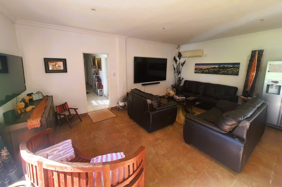 5 Bedroom Property for Sale in Rietfontein A H North West